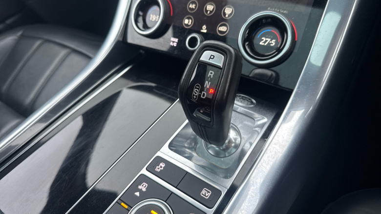 Land Rover Range Rover Sport 2.0 P400e HSE Dynamic Black 5dr Auto Estate